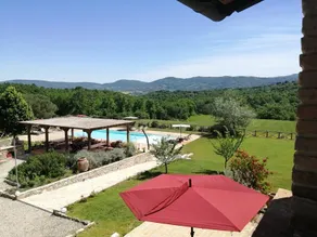 2-bedr. apt. in farmhouse, large pool and terrace. - Image 2
