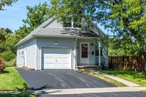 Charlotte Charmer - 3 Bdrm. - Image 2