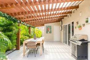 Palm beach retreat| perfect for family and friends - Image 4