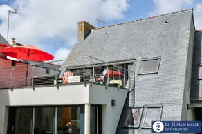 30 m² terrace with a view of the sea, 40 m from the beach and 300 m from shops - Image 5