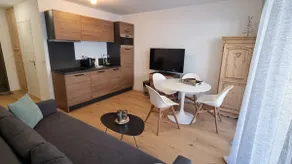 Aspen Park Residence - Apartment 106 - Image 2