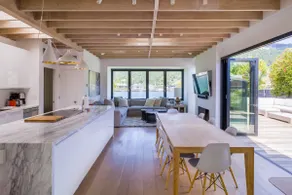 Modern Stinson Beach Lagoon Home - Image 5