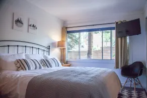 2BR/2BA End Unit, Wlk to Village, Pool/Spa/GameRm - Image 5