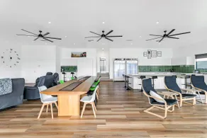 River's End By The Bend - sleeps 16+ - Image 2