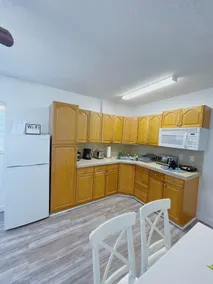 Private Guest Suite w/ Patio in Miami - Image 5