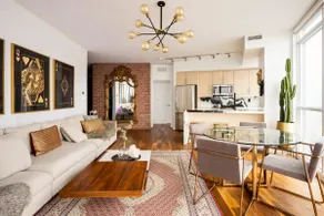 Presidential Loft - Stunning Water and City Views - Image 4