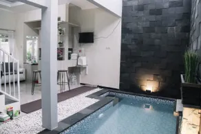 Villa Griya Santi Satu, Very close to Jatim Park 3 - Image 2