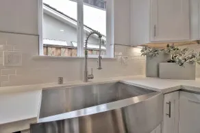 Airy Open Concept Modern Home: 3br/2bath + Office - Image 4