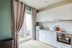 3-Bedroom Apartment with Terrace “Baudelaire” - Image 2