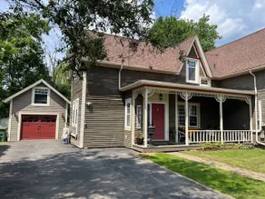 Executive 2 Story, Downtown. - Image 2