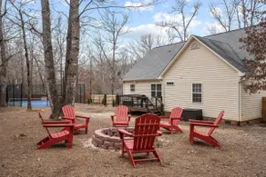 Pet & Family-Friendly 4BR, Sports Court Near NGU - Image 5