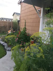 “ THE CURATED”Vintage duplex near DT - Image 5