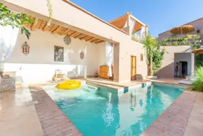 Private house, 480m2, heated free swim pool, wifi - Image 2