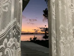 A BEAUTIFUL HOUSE IN FRONT OF THE IGUABINHA LAGOON - Image 2