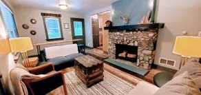 Modern Rustic Cottage in Findley Lake - Image 2