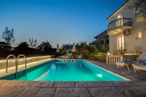 Villa Dada mit Pool, Meerblick und Spielzimmer - Image 2