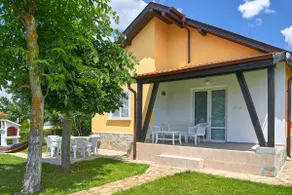 Villa Magnolia with pool - Image 5