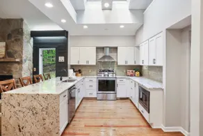 Back to School Escape | Luxury Cabin | Near Town - Image 2