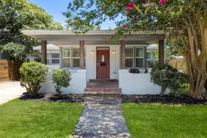 Beach Bungalow w/ Pool & Hot Tub. Casinos nearby! - Image 2