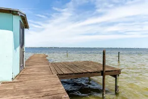 Pineapple Bluff...your riverside retreat - Image 5