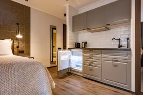 ISARTOR Deluxe Apartment I+II - Image 4