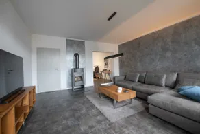 spacious designer apartment - Image 2