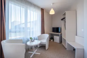 Apartment with a bedroom in Studentski grad - Image 3