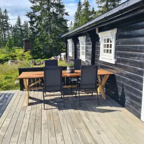 Centrally located on Sjusjøen, good sun conditions, views - Image 3