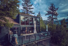 Designer Treehouse, Stunning Treetop Views, Sauna - Image 2