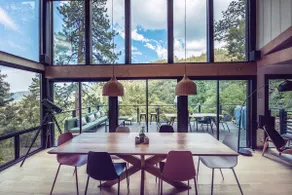 Designer Treehouse, Stunning Treetop Views, Sauna - Image 5