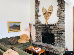Cozy condo near Ludlow, Okemo & Killington - Image 4