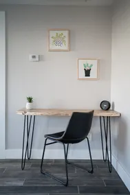 Near Airport | Pet-Friendly | W/D | 4k Smart TVs - Image 5