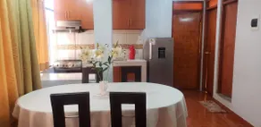 1 min from the airport apt. Feel at home - Image 2