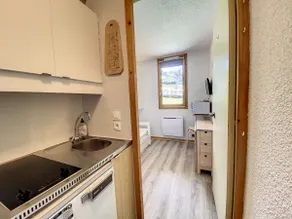 Studio Plagne-Bellecôte, skis on your feet, view of slope 2 - Image 2