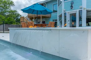 3 Private Suites | Private 1st Floor | Waterfront - Image 4