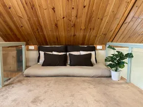 Jaipur Chalet suite in Scandinavian design - Image 3
