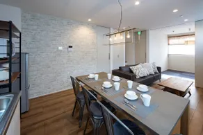 [House II] Great value for 3 or more people!Takasaki Station is a 4-minute walk.Entire wild house with vintage furniture. - Image 2