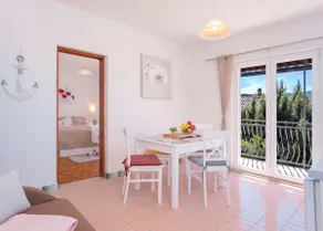Apartment Katarina Vrboska - Image 2