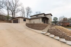 Entire home! King Suite, Free Wifi/Netflix - Image 2