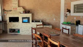 Family cottage with heated pool - Image 5