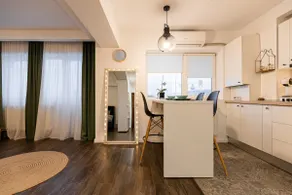 Ultra central apartment - Image 4