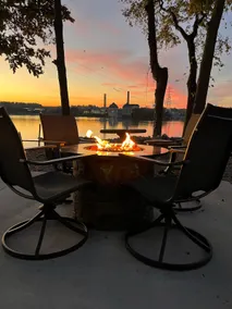 River Front Cottage - Entire house - Renovated - Image 2