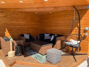 Awesome 3-Unit House w/Heated Pool - Image 3