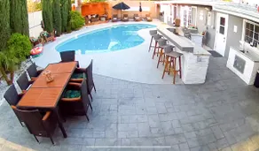 Awesome 3-Unit House w/Heated Pool - Image 5