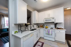 3 Bdrm House Across Birkdale Village & Lake Norman - Image 4
