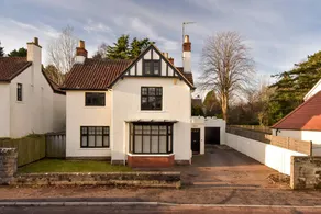 Character Home Near Central St Andrews | Sleeps 8 - Image 2