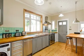 Character Home Near Central St Andrews | Sleeps 8 - Image 5
