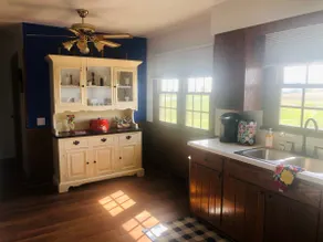 The Farmhouse: Cozy, Quiet Getaway - Image 3