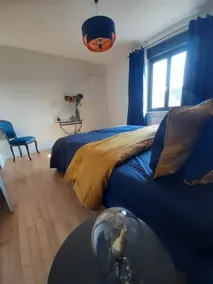Warm, spacious and family-friendly home - Image 3