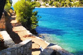 A private seaside summerhouse for an intimate stay - Image 2